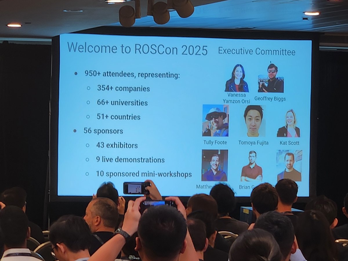 RobotnikRobots's tweet image. ROSCon Singapore it&apos;s getting really interesting!
We’re here on day 2😍😍
@OpenRoboticsOrg