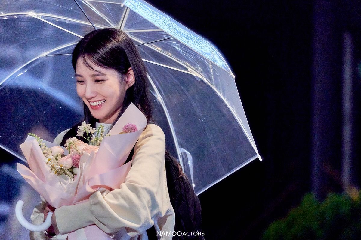 목하야 행복하게 잘 살고 있지..? ⸝⸝ʚ̴̶̷̆ ̯ʚ̴̶̷̆⸝⸝