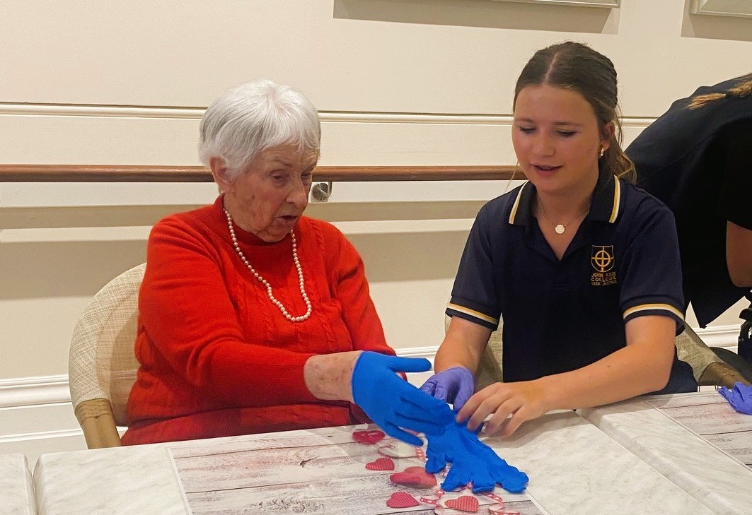 JTC_johnxxiii's tweet photo. Sweet moments &amp; sweeter stories! Our Year 9 students visited Aegis Montgomery House as part of their Roncalli Service learning; baking chocolate chip biscuits &amp; sharing stories across generations. #PeopleForOthers https://t.co/hBzYCrpufb