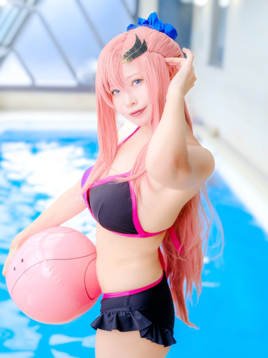 Cosplay 機動戦士ガンダムSEED ラクス・クライン(フィギュア水着ver