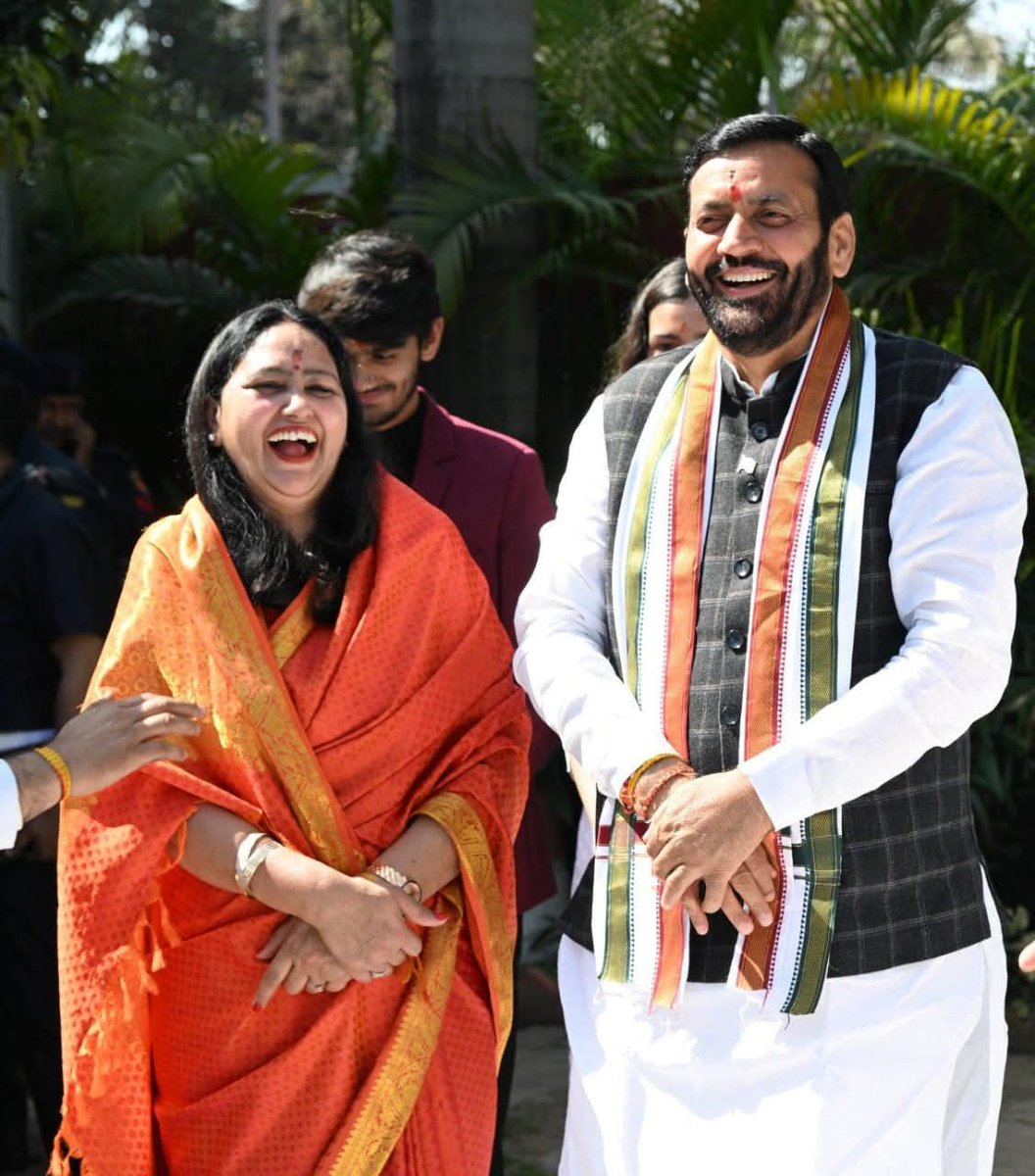 Maharshisaini's tweet photo. प्रदेश के लोकप्रिय मुख्यमंत्री श्री @NayabSainiBJP जी की धर्मपत्नी व हरियाणा राज्य बाल कल्याण परिषद की उपाध्यक्ष श्रीमती @sumansainibjp जी को भाजपा हरियाणा परिवार की ओर से जन्मदिन की हार्दिक बधाई एवं ढेरों शुभकामनाएं। https://t.co/ETqQs6PwxC