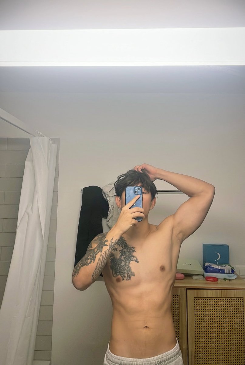 I smell good. I swear.