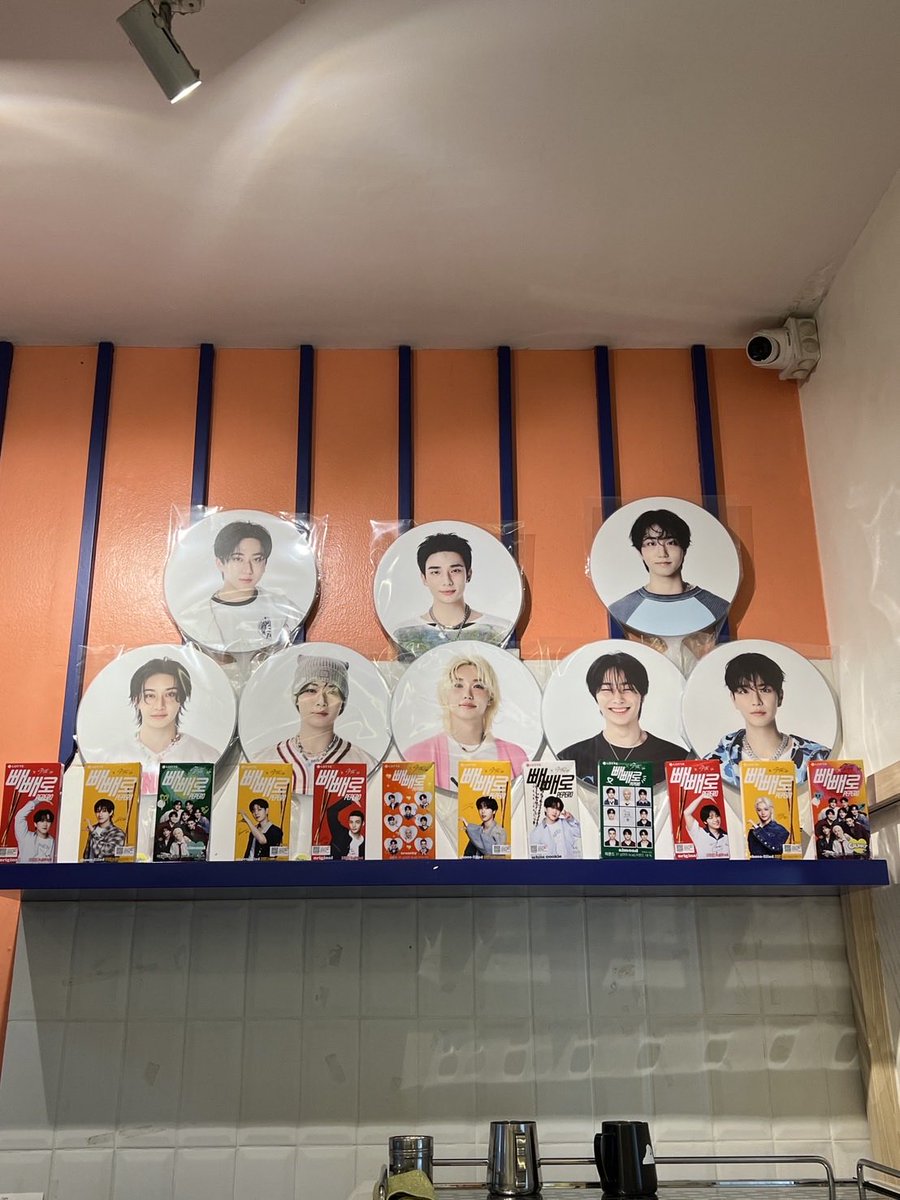 ayo STAY main ke <a href="/heysugarbloom/">Sugar Bloom Atelier</a>, decornya lucu banget loh 😍✨