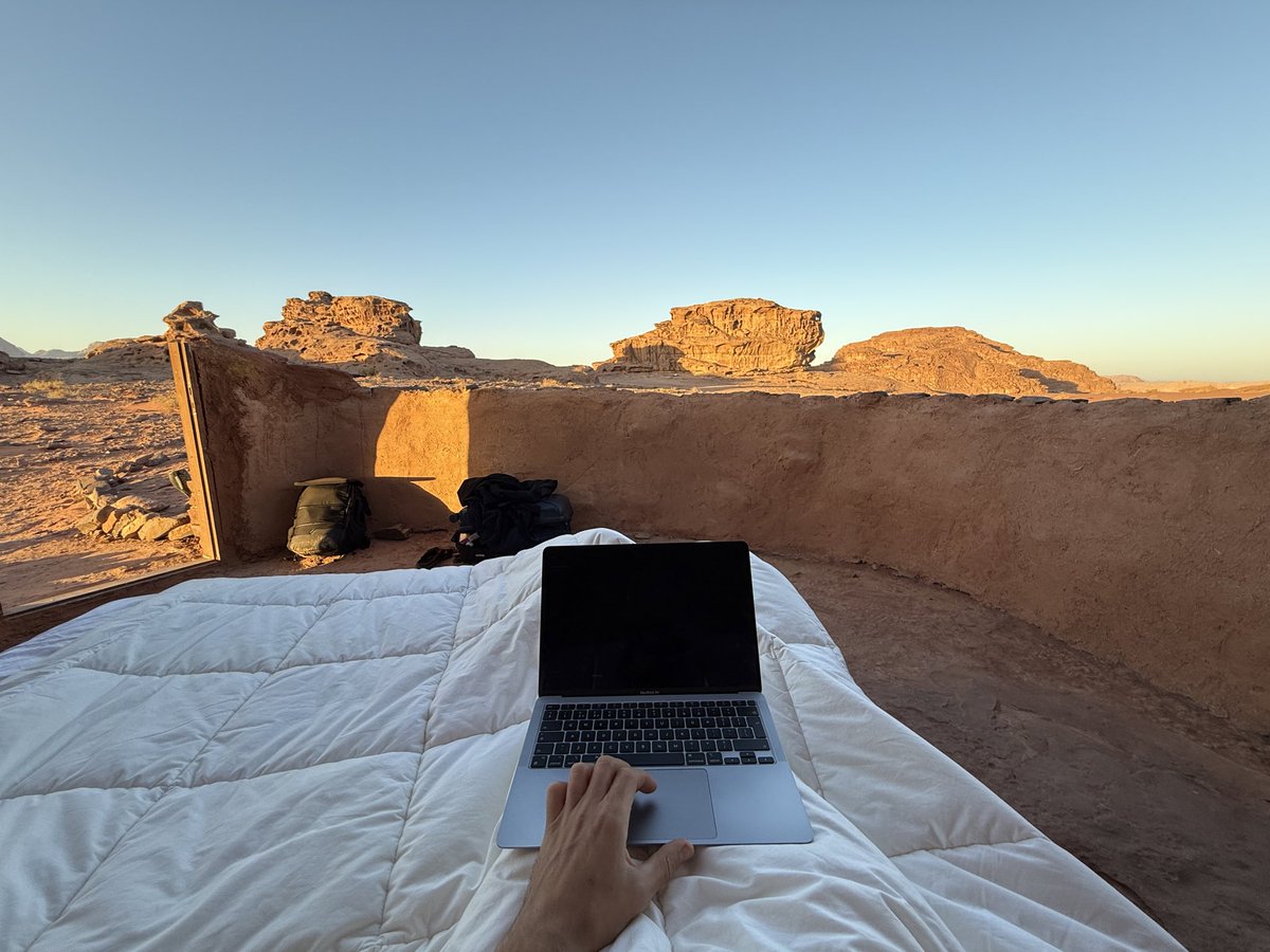 andrewcodesmith's tweet image. What’s stopping you from coding like this?