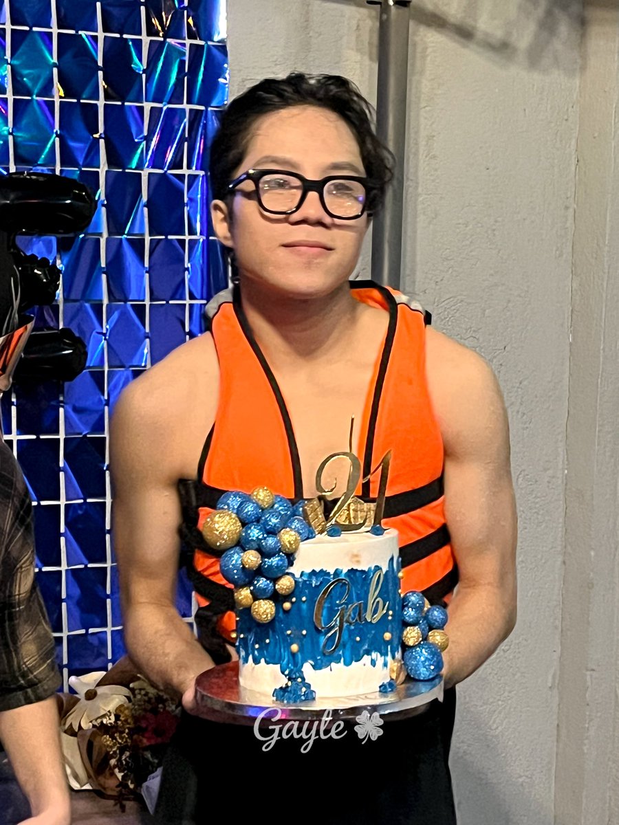 gaylee_ii's tweet photo. Ripple: A Pool Party Birthday Celebration for Zyman, Markeu, and Gab ๐๐
10.26.2025 Gab
#RippleAPoolPartyBirthdayCelebration #vlstxhits #VLST #RisingHarmony
@VLST_official https://t.co/7ojqeQTY9f