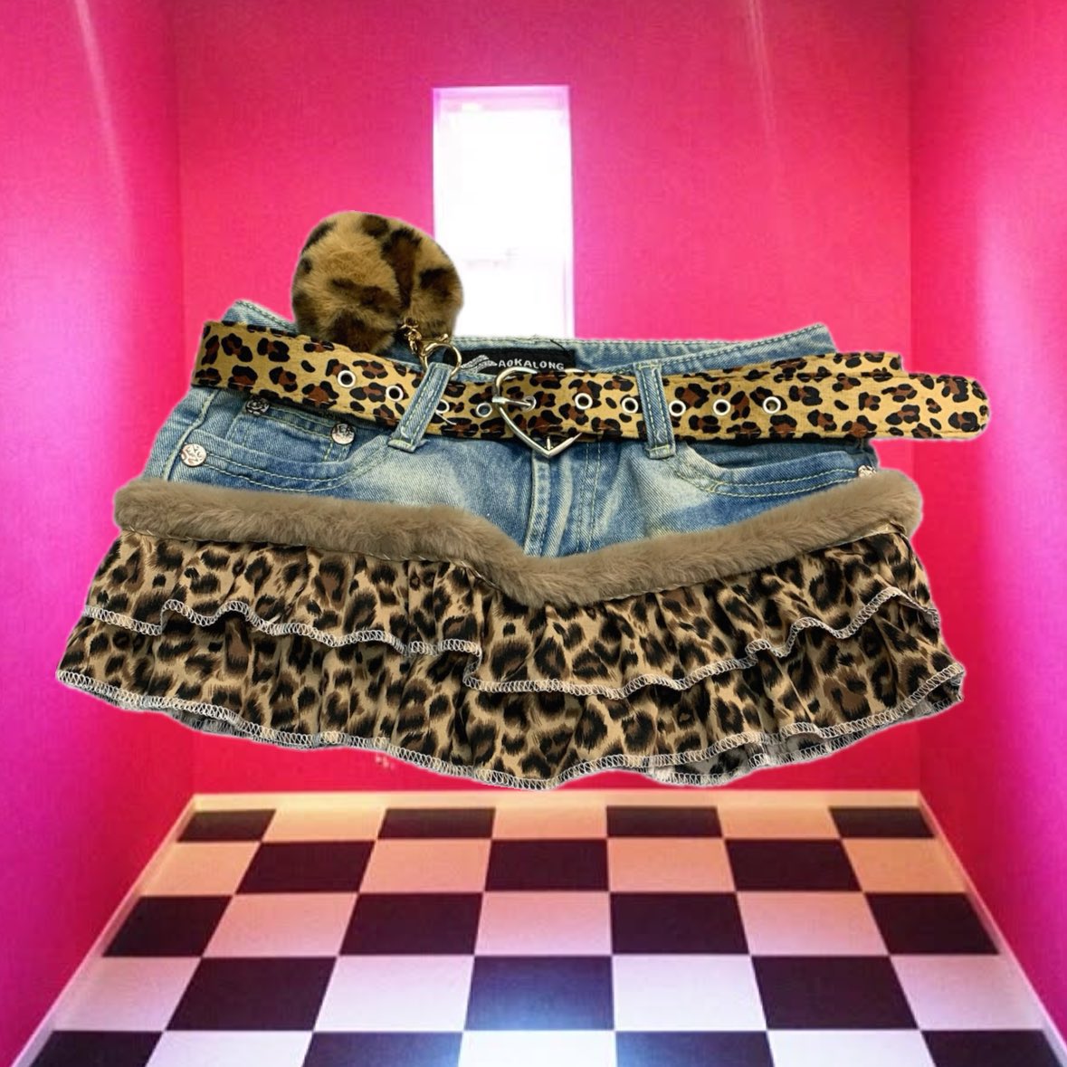 anonenone_jp's tweet image. 【プレゼント企画】

平成リバイバルのリメイクスカートあげます。
刺さる人いるかな？

条件：いいね
できれば：フォロー＆拡散＆コメント
〆切：10/31 23:59