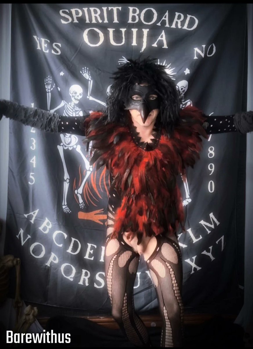 Barewithusuk's tweet photo. It’s #Halloween at the studio this week &amp; my custom #Raven costume will take centre stage. Feathers, mask, a few slow moves that leave little to the imagination. This is just a #SneakPeek of what’s to come. Dark, moody, full of #bodyconfidence

#barewithus https://t.co/98PCf8xQ16