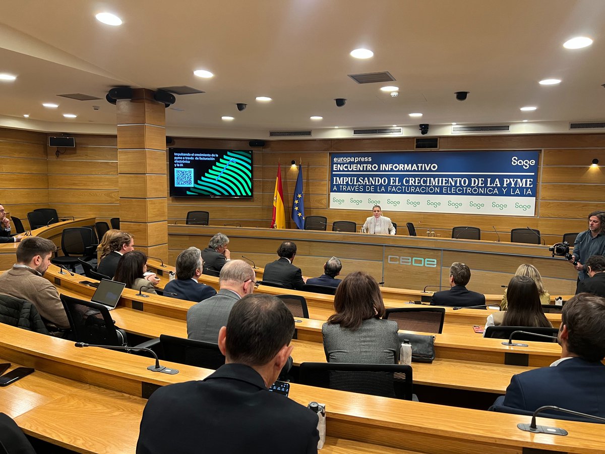 🌐 El día de ayer hemos participado en la jornada organizada por <a href="/europapress/">Europa Press</a>  y <a href="/SageSpain/">Sage Spain</a>  en la <a href="/CEOE_ES/">CEOE</a> , bajo un título que refleja perfectamente el momento que vivimos: “Impulsando el crecimiento de la PYME a través de la facturación electrónica y la IA”.

📢 Participantes: