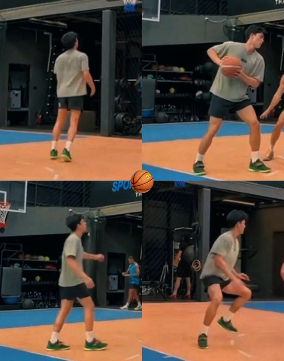 JannyyyJG's tweet image. #JossWayar
      🐻🏀 รองเท้าสีเขียว ใครชอบสีเขียวน้าาา 🏀🐻