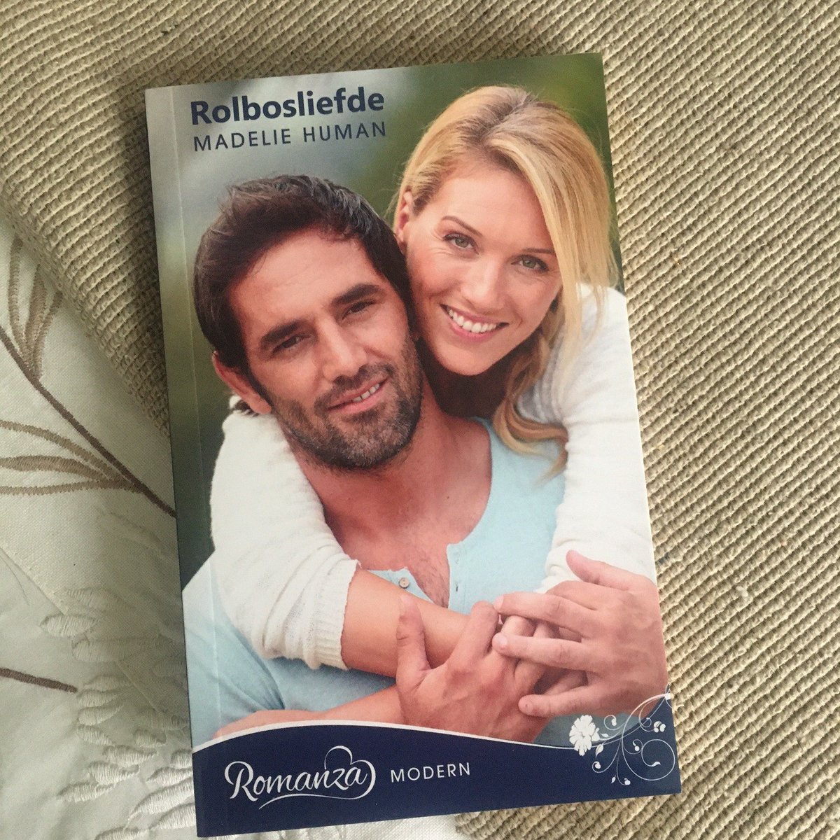 Die ontwikkelende verhouding tussen “Chef McDreamy” en ’n voormalige Hollywoodstêr sorg vir die romantiese aspek van hierdie Romanza <a href="/ChristineCraze/">Christine Craze</a> #madeliehuman <a href="/Romanzaklub/">Romanza-klub</a> <a href="/LAPAUitgewers/">LAPA Uitgewers</a>