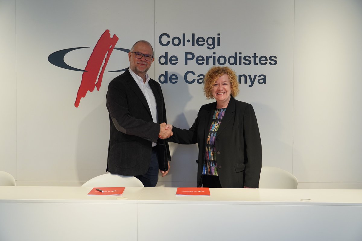El degà del Col·legi de Periodistes, Joan Maria Morros, i la presidenta de Ràdio Associació de Catalunya, Neus Bonet, renoven el seu conveni de col·laboració per reforçar les iniciatives destinades als professionals del periodisme.
🔗periodistes.cat/actualitat/not…