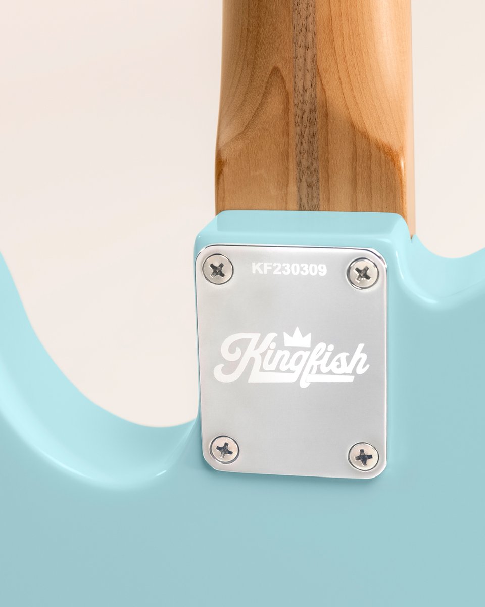 Fender_Official's tweet image. クリストーン“キングフィッシュ”イングラムの新シグネイチャーモデル 『KINGFISH DELTA DAY TELECASTER® DELUXE』10/29(水)新発売!
彼の初代シグネイチャーモデル「Mississippi Night」に続く今回の新カラーは、Kingfishが故郷へのオマージュとして生み出した特別な一本。
jp.fender.com/products/kingf…