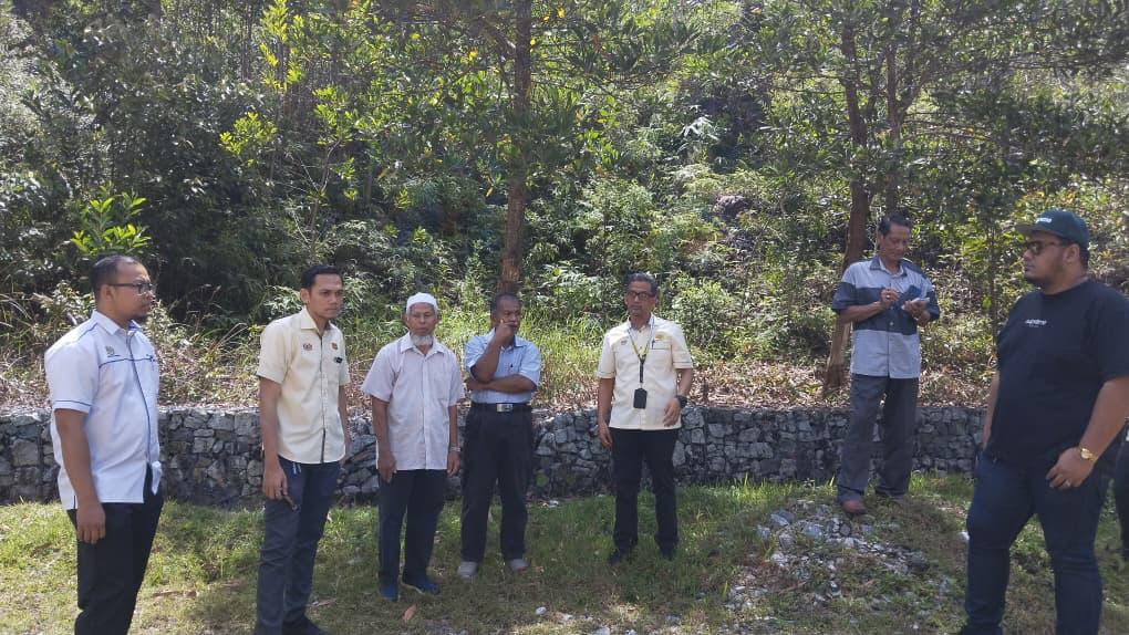 JKRMarang's tweet photo. 28 OKTOBER 2025 | SELASA
TAKLIMAT TENDER &amp; LAWATAN TAPAK
PEMBINAAN KANTIN DI SEKOLAH KEBANGSAAN JENANG, MARANG, TERENGGANU (TBA4012)
@JKR Terengganu
@Jabatan Kerja Raya Malaysia ( Public Works Department )
#iamJKR
#KitaJKR
#JKRsynergy
#JasaKepadaRakyat https://t.co/dKRnUJp5dr