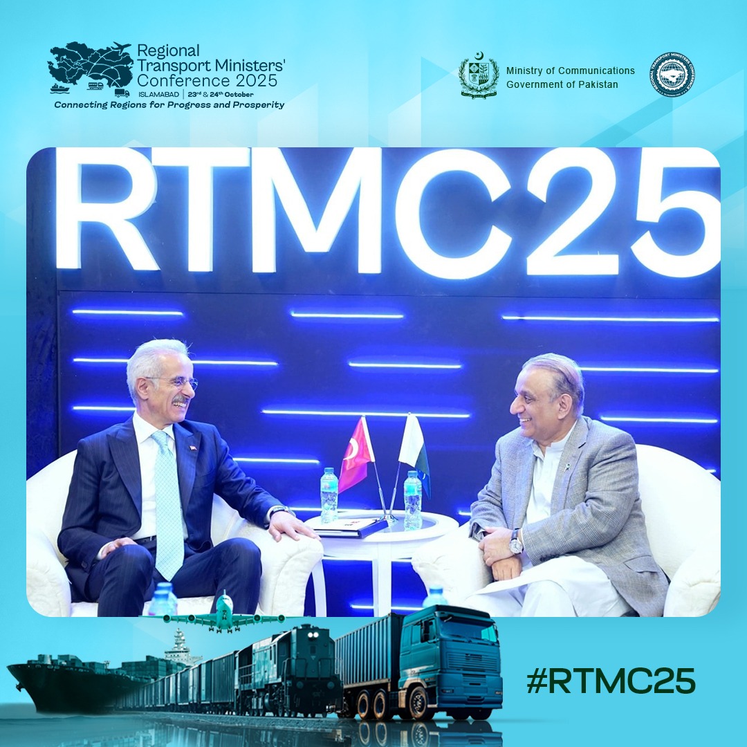 RTMC2025's tweet photo. 𝐌𝐫. 𝐀𝐛𝐝𝐮𝐥 𝐀𝐥𝐞𝐞𝐦 𝐊𝐡𝐚𝐧,Pakistan, Held A Panel Meeting With 𝐇.𝐄. 𝐌𝐫. 𝐀𝐛𝐝𝐮𝐥𝐤𝐚𝐝𝐢𝐫 𝐔𝐫𝐚𝐥𝐨ğ𝐥𝐮,Turkey.
Both sides discussed enhancing bilateral cooperation and strengthening regional connectivity through joint transport and infrastructure initiatives. https://t.co/EU2j7XSoR2