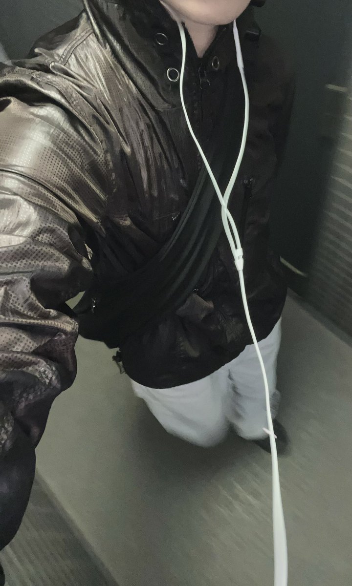 mmmmcchh's tweet photo. アウター着れてｳﾚｼｲ https://t.co/awytowQqWw