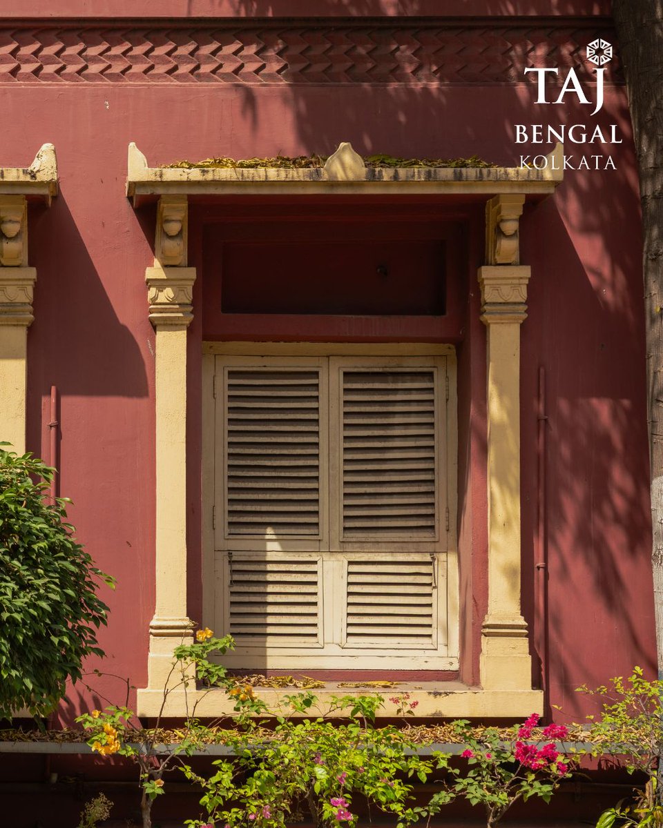 TajBengal's tweet photo. The windows of Kolkata are silent witnesses to centuries of movement. Iron grills in varied patterns and shutters half-open to the world outside tell stories of lives lived within and beyond them. Each is the tale of an era, captured in architecture.

#TajBengal #TajHotels https://t.co/h8humJf2yy