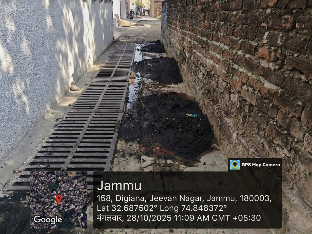 cbjammu's tweet image. Today activity pics at GOVINDPURA, Ward no 4, BEFORE AND AFTER PICS
@CVCIndia
@pdde_wc #SpecialCampaign5 #environment #SwachhJK #swachhbharatabhiyan #swachhsurvekshan #SwachhBharatMission #mycleanindia #swachhatahiseva2024
@pdde_wc