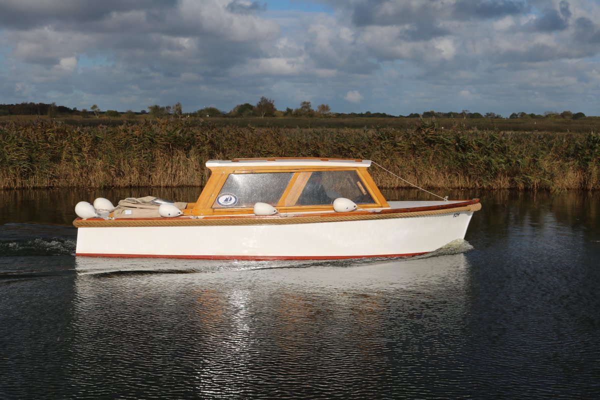 🌿 Make the Most of TODAY! 

Treat your family &amp; friends to a magical day out on the Norfolk Broads 🍂

🚤 Full day and half day boat hire available!
🐾 Dogs welcome
👨‍👩‍👧 Up to 6 people per boat
🦆 Free parking &amp; lifejackets included

📞 Call 01493 740249 
marthamboats.com