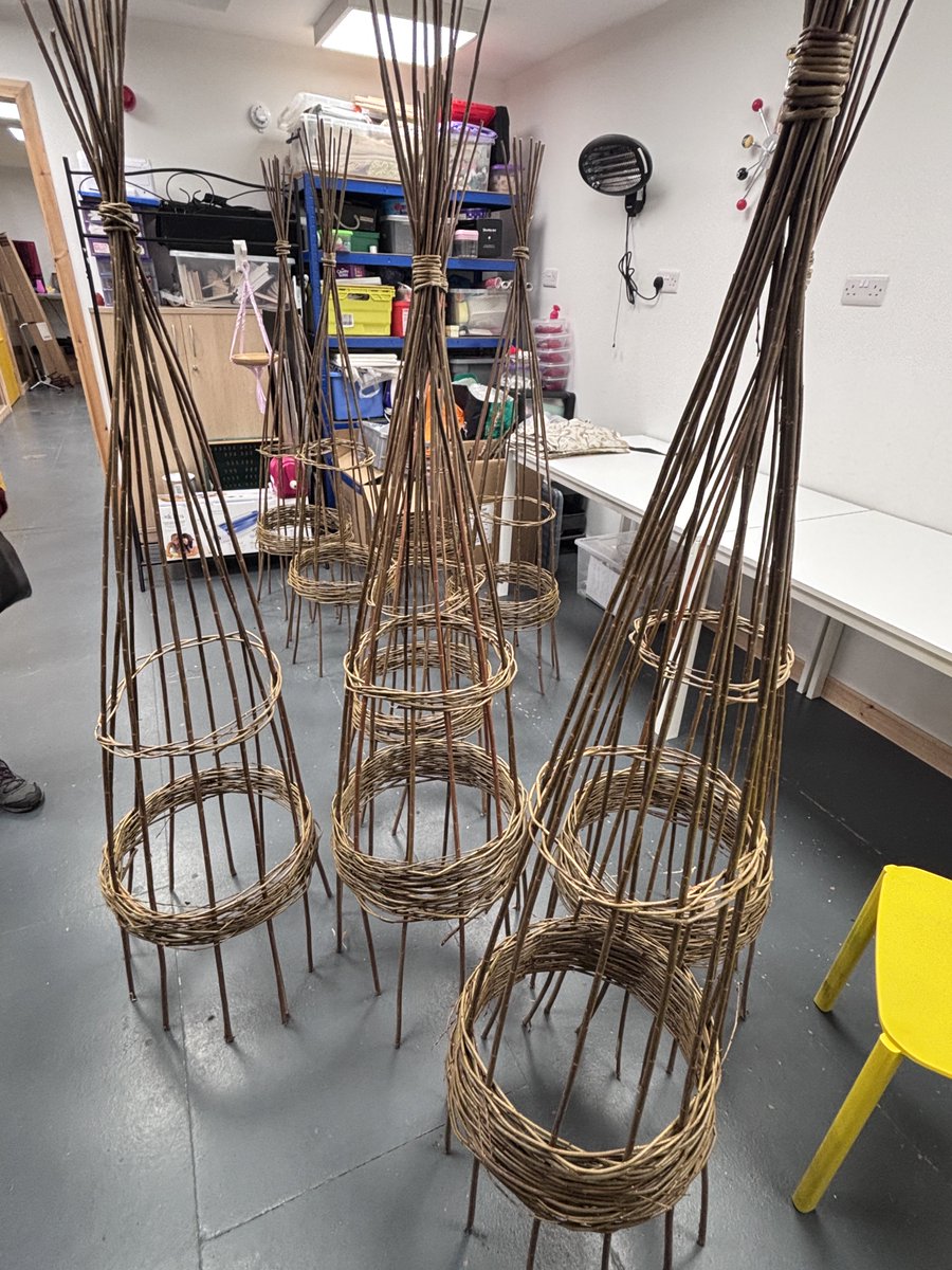 Clydeview Art & D (@clydeview_art) on Twitter photo A fantastic willow weaving session at The Inverclyde Shed, learning how to make obelisks for community gardens. Thank you Lorna! Eva, Rachel, Mrs Wooler and Miss McAllister can’t wait to make more for our own school garden using willow grown in the grounds. <a href="/clydeview_a/">Clydeview Academy</a> A fantastic willow weaving session at The Inverclyde Shed, learning how to make obelisks for community gardens. Thank you Lorna! Eva, Rachel, Mrs Wooler and Miss McAllister can’t wait to make more for our own school garden using willow grown in the grounds. <a href="/clydeview_a/">Clydeview Academy</a>