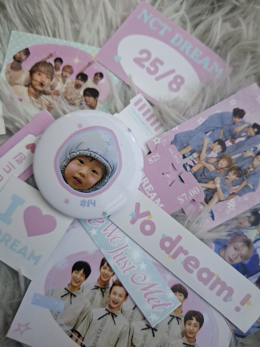 pipipipiwww, akhirnya aku mendapat 3 freebies jisung dari total sekian freebies yang aku war. terimakasiiw freebies imutnyaa <a href="/ddonghyeokki/">ash ౨ৎ ˖ ࣪⊹</a>