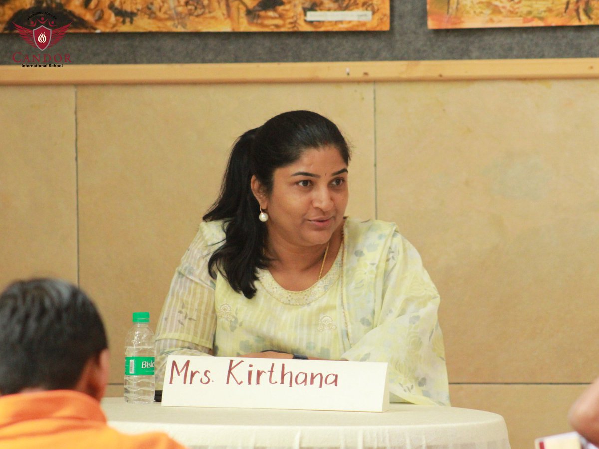 Candorschool's tweet image. Our Grade 4 students explored the magic of the Human Library — where people become the books!
Candor parents shared their stories, professions, and life lessons, sparking curiosity, empathy, and real-world learning beyond textbooks.
#CandorInternationalSchool #PYP #HumanLibrary