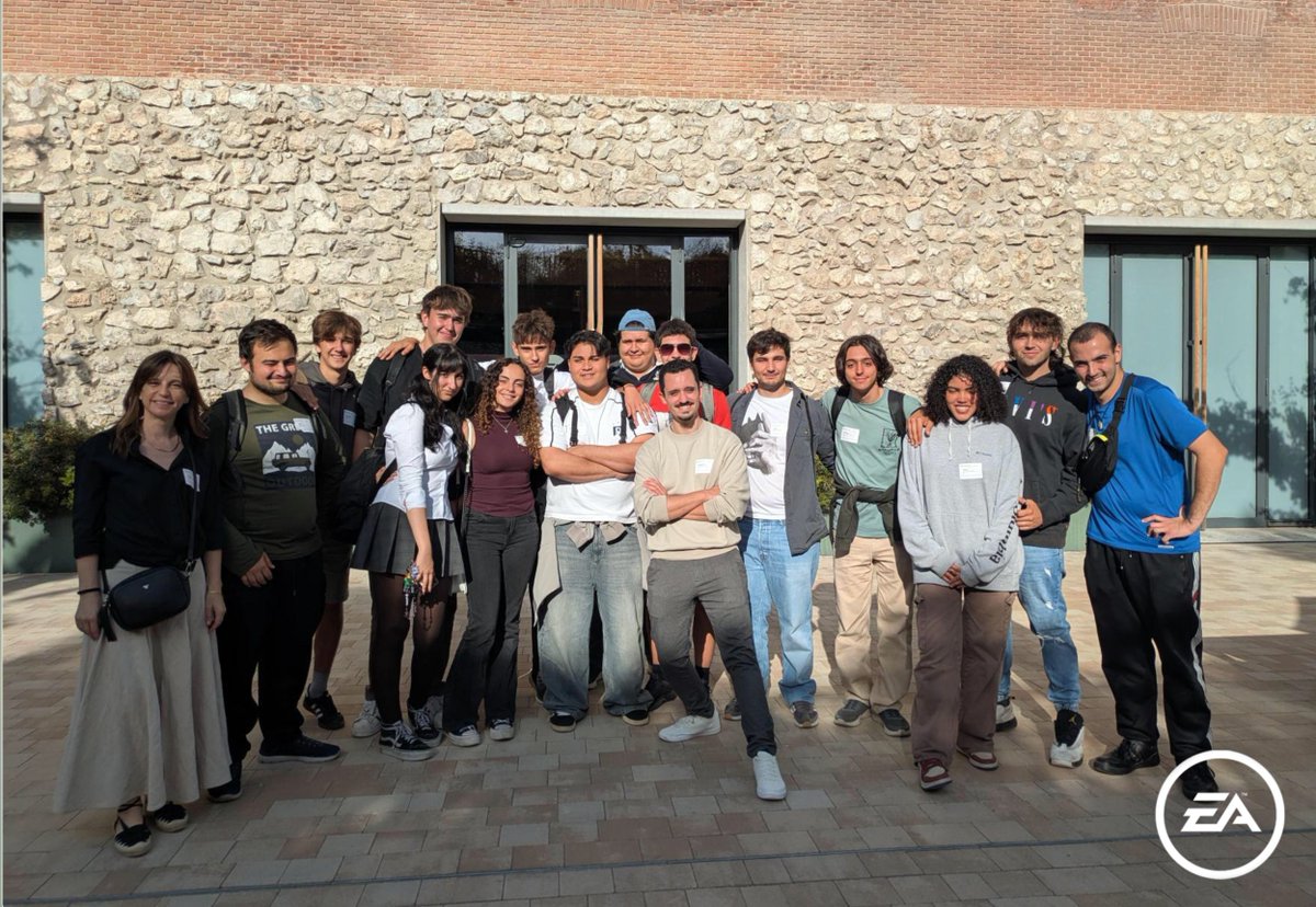 Alumnos de 1º curso del Grado en Creación y Narración de #Videojuegos de la <a href="/ufvmadrid/">Universidad Francisco de Vitoria</a> han visitado un año más las instalaciones del gran desarrollador #ElectronicArts. Han sido recibidos por el director y han podido conocer todos los departamentos. #AlumnosUFV #VideojuegosUFV