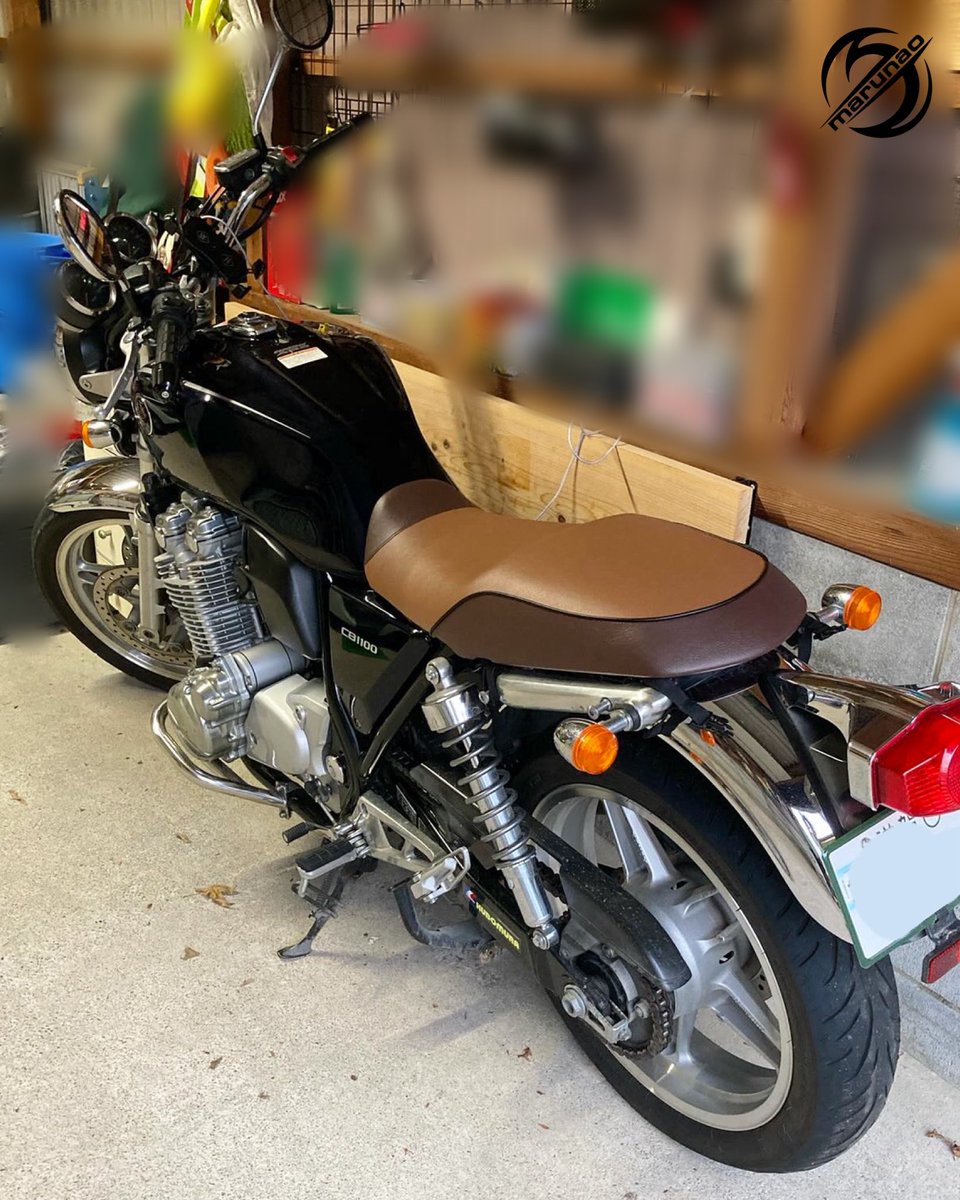 美品】HONDA CB1100RS 丸直カスタムシート ホンダ marunao CB1100RS