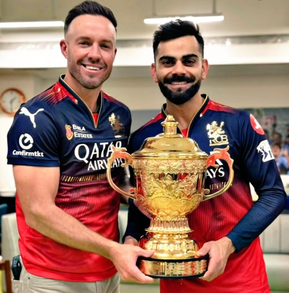 itzsecondself's tweet image. "IN MY OPINION 2027 WORLD CUP WILL BE VIRAT KOHLI'S FINAL CHAPTER IN INTERNATIONAL CRICKET. THE IPL IS A DIFFERENT STORY, WE MIGHT SEE HIM IN IPL GO FOR 4 OR 5 YEARS".
AB DE VILLIER