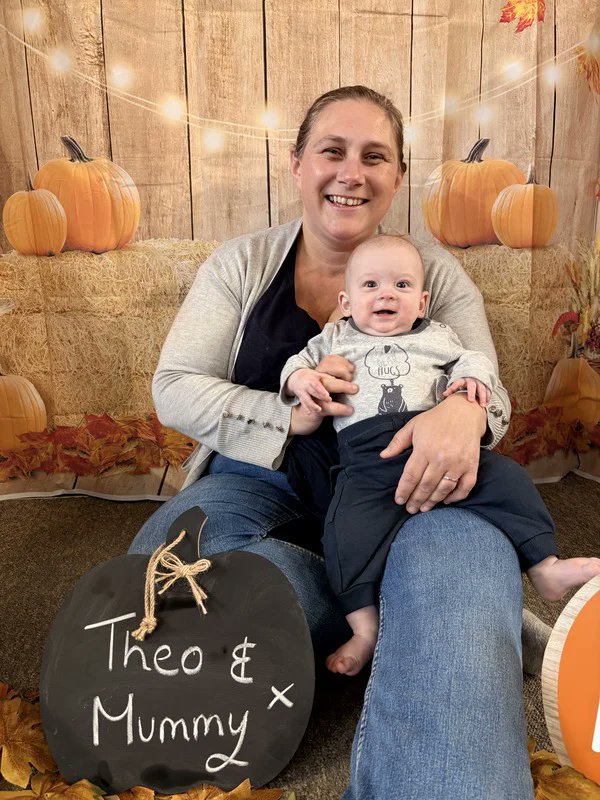 SNUG in Devon tweet media