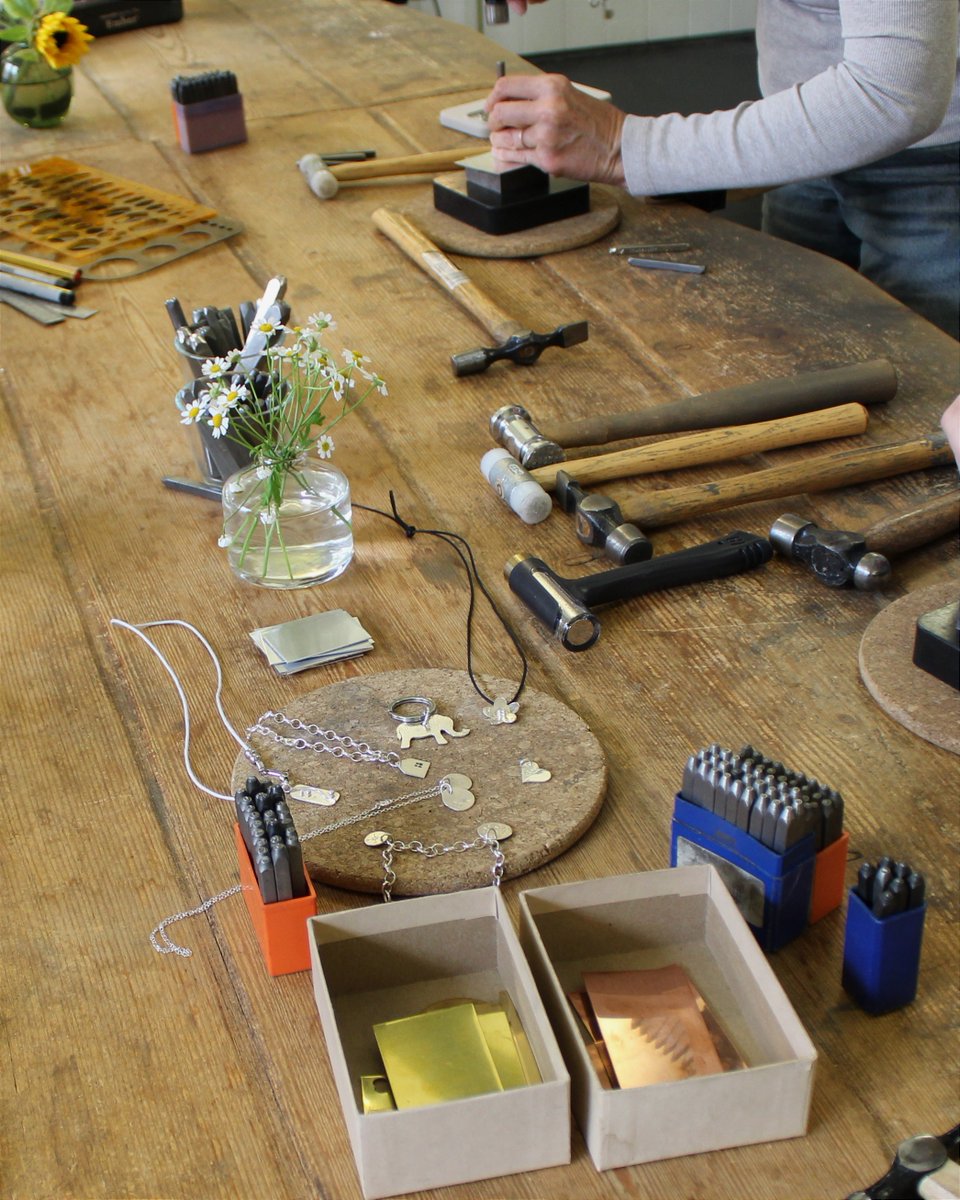 Quarterworkshop's tweet image. Only 3 spots left! 💍
Join us on Sunday 9th November for our Pendant, Bracelet, or Keyring Workshop — a relaxed, hands-on session where you’ll make something truly personal from start to finish. ✨

#jewelleryquarter #creativeescape
