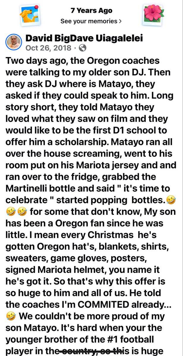 DUiagalelei's tweet photo. Back in Oct 26th 2018, a young Matayo only in 8th grade receives his first Div-1 offer from his favorite school ever, University Of Oregon. This is my post on Facebook. https://t.co/ZZS5xw1byq