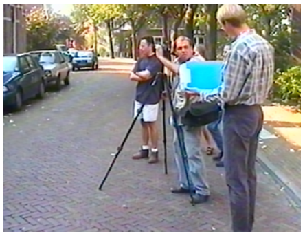 Een avondje Lagedijk in the picture! Twee films uit de jaren '90 in het Weefhuis te #Zaandijk op 29 oktober: Tussen 't Leven en de Bleeke Dood (een kunstproject met alle bewoners) en Toekomst voor een verleden (restauratie van het raadhuis). Tickets via obi41.nl/3au9am7s