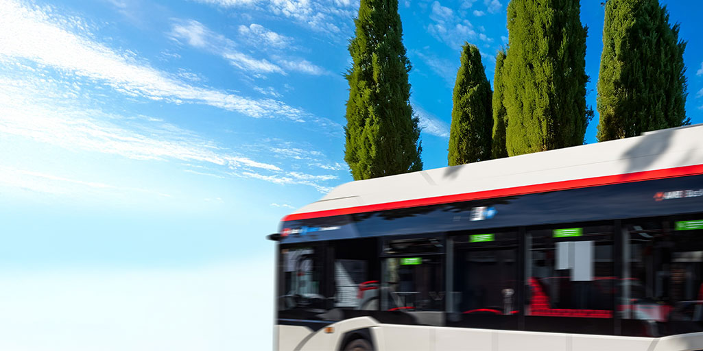 TMBinfo's tweet photo. 🚍🗓️ Del 25/10 al 01/11, es reforcen les línies de #busbcn que comuniquen amb els cementiris. També hi haurà serveis especials de bus a Montjuïc i Horta - Cementiri de Collserola.
+info 👉https://t.co/ib9mGs2o9J
#totssants #transportpúblic #1novembre #cementiris https://t.co/ixJbm4QvaS