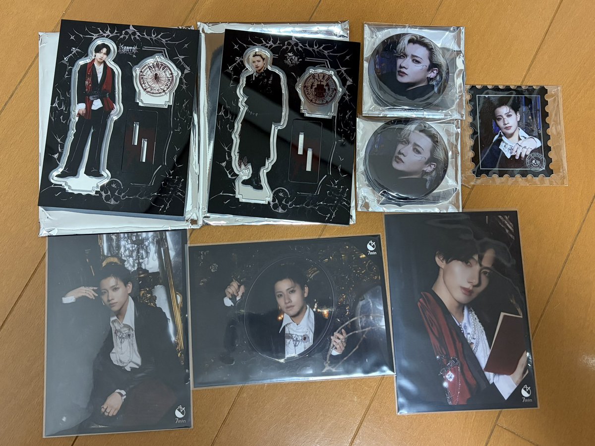 lyg3sn's tweet photo. 7m!n Halloween Live 2025 ~Bloody Night Show~

求) 同種  木瀬＞水原

譲) 白金生写真×2、宇佐美生写真、宇佐美アクスタ、日之出アクスタ、日之出缶バ×2、白金ステッカー

郵送での交換となります。心当たりある方DMまでお願いします。
#7min交換 #7min譲 #7min求 https://t.co/3aJrtGa8fN
