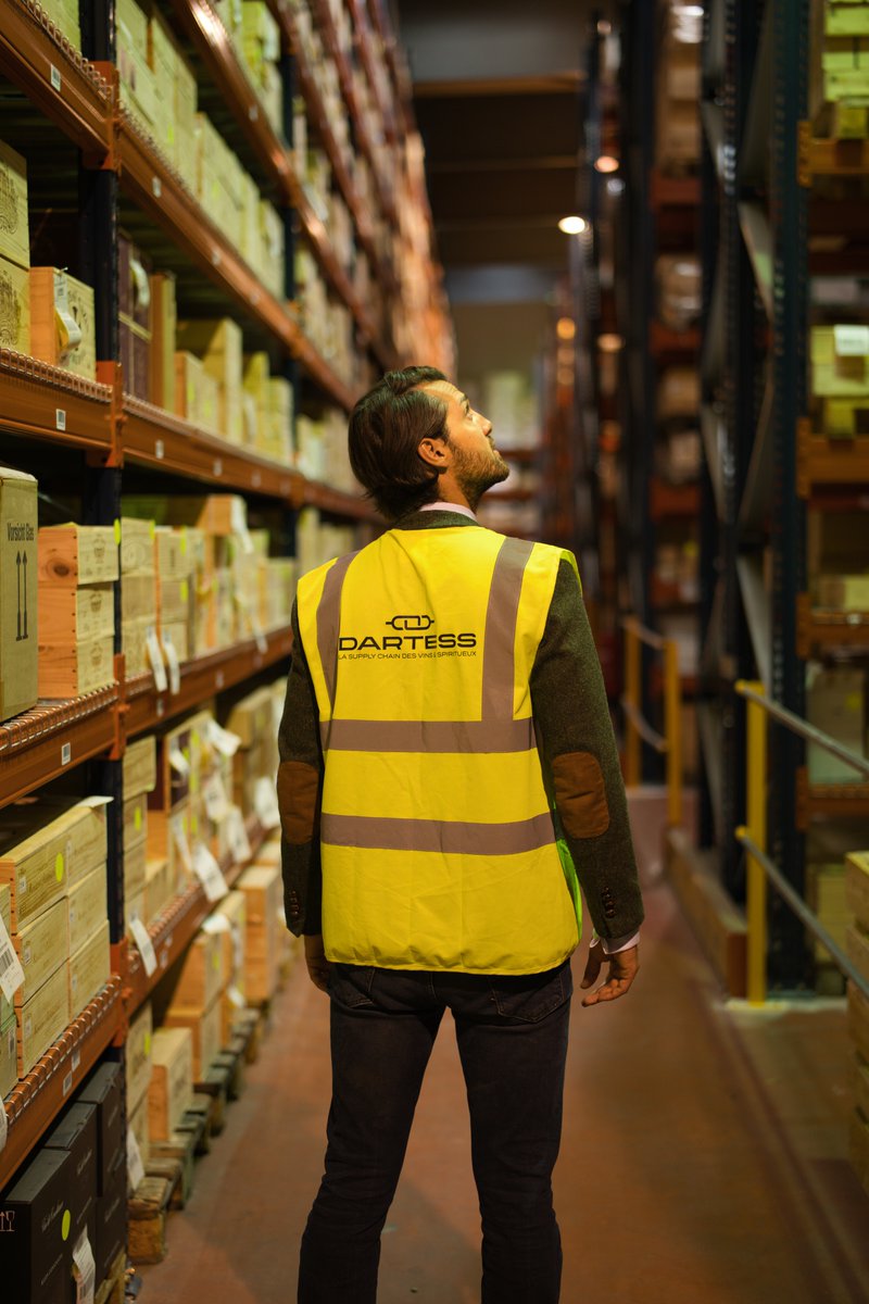 🍷 From the cellar to your hands.

Each bottle you collect is prepared with precision, bottled under ideal conditions, and shipped with the same care as a Grand Cru deserves.

#Blockchain ensures #Traceability.
Our team ensures perfection.

Because behind every bottle, there’s a