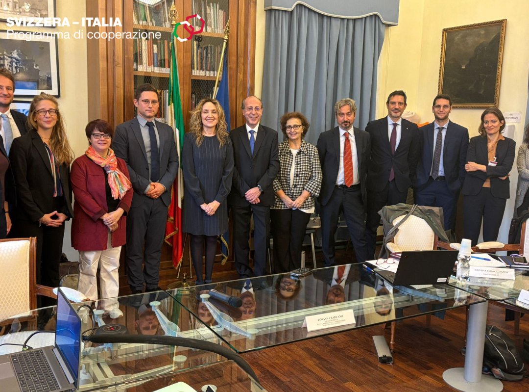 ambasciatasvizz's tweet image. In occasione del 1º incontro annuale dedicato al programma bilaterale migratorio i rappresentati del @Viminale e della @SEMIGRATION hanno discusso i progressi compiuti e i prossimi passi.
#SwissEuropeContribution
