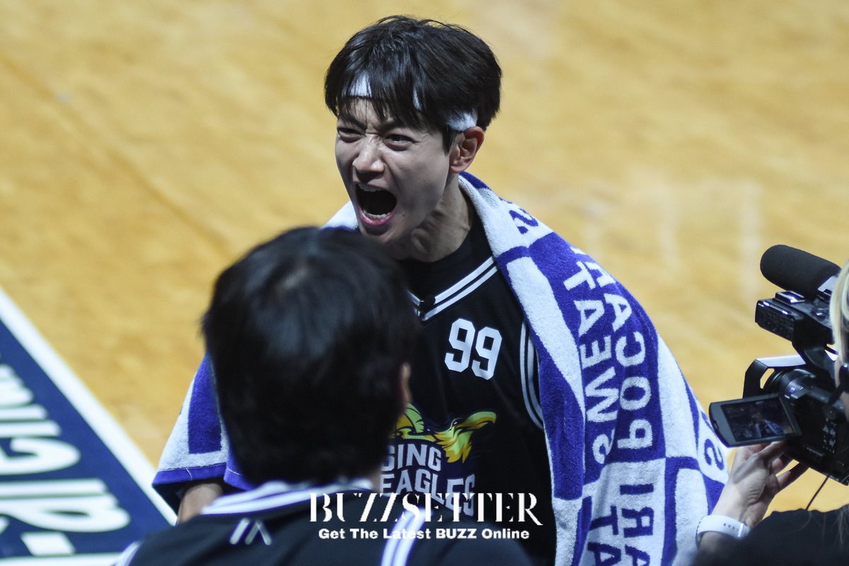 beautifulkibum's tweet image. I have two moods at work: