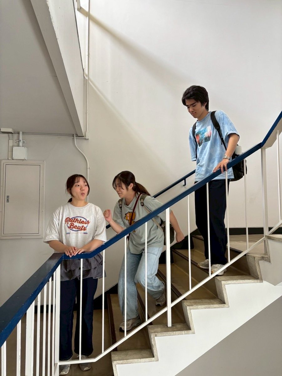 HelloRegend's tweet image. 【演者紹介⑭】

①サレド
②宇野澤、可貫、鈴木
③明治大学お笑いサークル木曜会Z
④ABBEY ROAD

ご予約はこちらから！
⬇️
tiget.net/events/435932