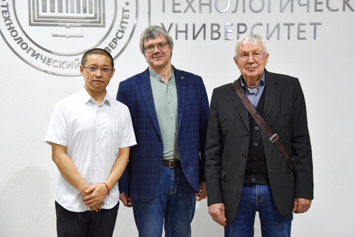 yo_vstu's tweet image. Защита магистерских диссертаций студентов из Китайской Народной Республики

С 27 по 28 октября 2025 года в Витебском государственном технологическом университете проходила защита магистерских диссертаций студентов из Китайской Народной Республики. 
vstu.by/news/3377-zash…