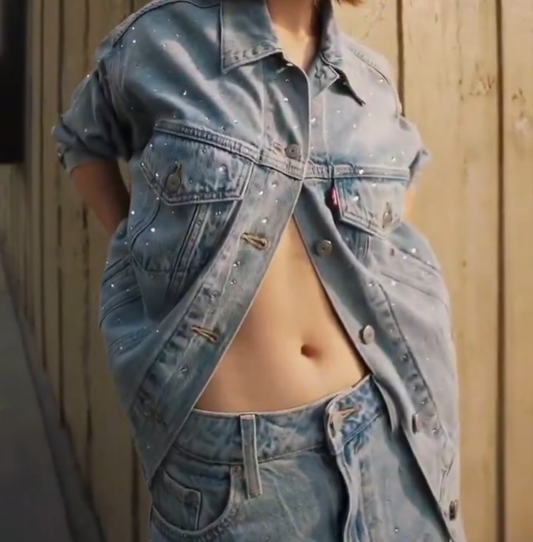 ralien's tweet image. Gonna leave these here, for research purposes.
#emiamily