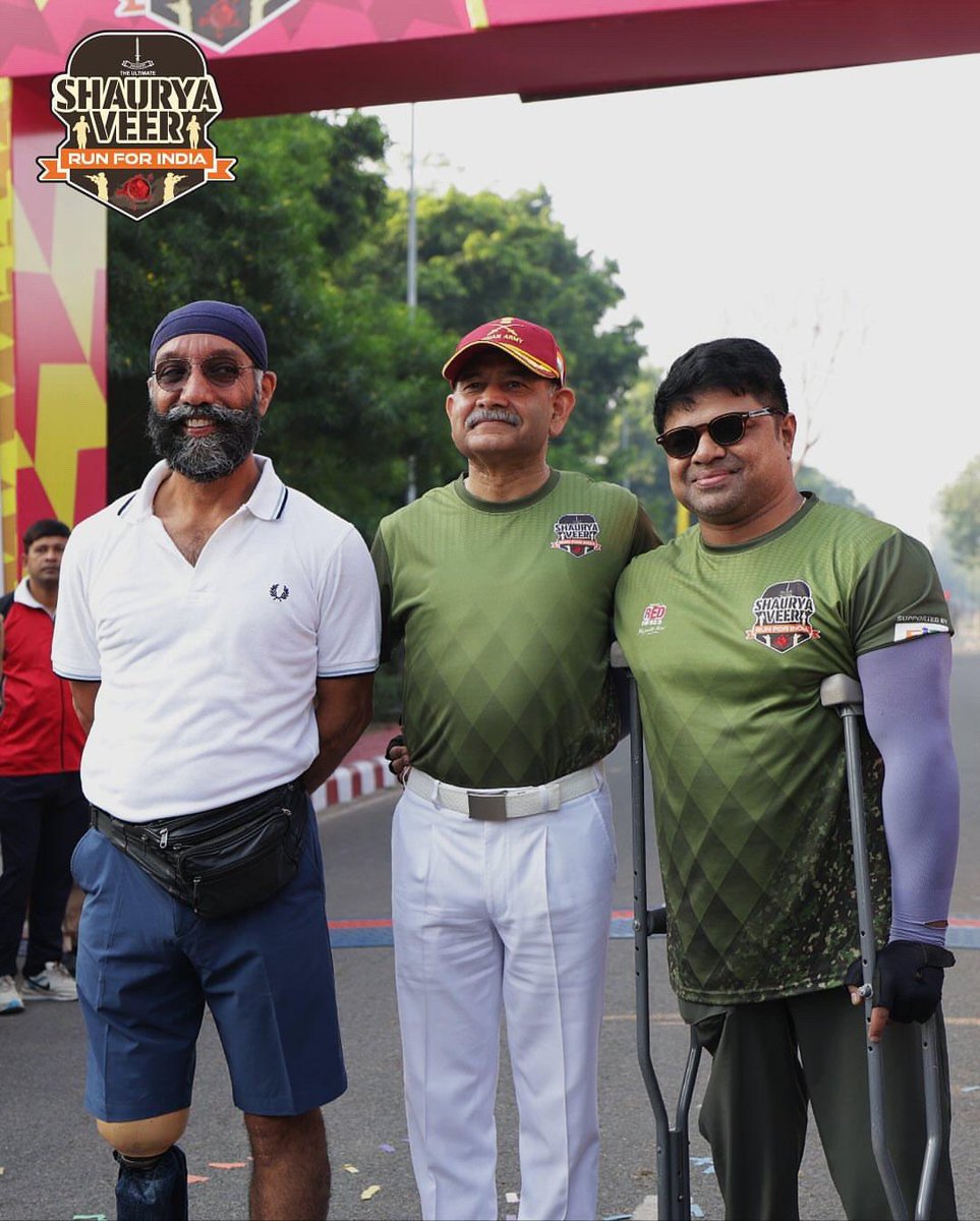 shibaca's tweet photo. Disability is just a word; for the Indian Army and for me, victory is measured in courage, perseverance, and the love for our country.
#Jaihind #IndianArmy #Shauryadiwas #Shauryaveer #fitindia 🇮🇳🇮🇳🇮🇳🇮🇳🇮🇳🇮🇳 https://t.co/8if14SbZqN