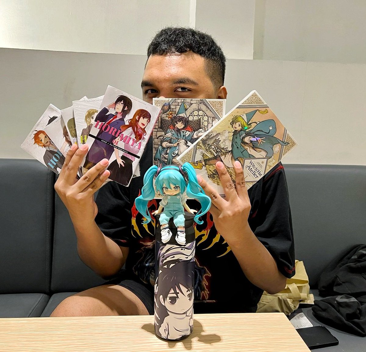 ハンス tweet media