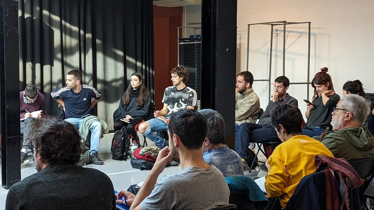 "Hem iniciat una ronda de contactes amb entitats, organitzacions i col·lectius de la ciutat per perfilar una candidatura tan àmplia com sigui possible de cara a les municipals del 2027. "

Miguel Cabré <a href="/MiguelCabre_/">Miguel Cabré</a> portaveu de la <a href="/CUPBarcelona/">CUP Barcelona ♀</a>

🗞️ totbarcelona.cat/politica/cup-n…