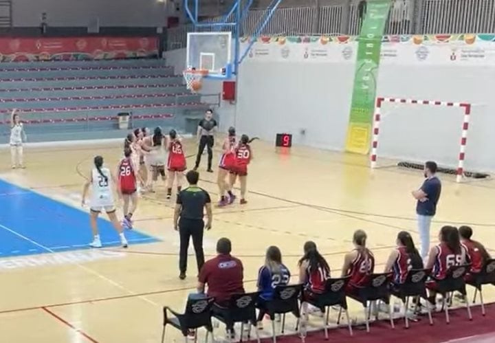 Doble triunfo en N1 Femenina para el Gestión y Calor Cordobasket y Coto Córdoba CB  andaluzabaloncesto.org/cordoba/delega…