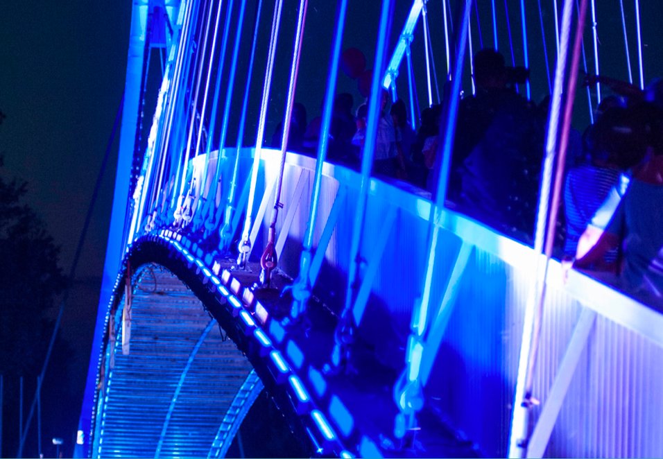 Smartlouvre's tweet image. MicroLouvre® anti-glare inserts, enable light to be directed to the intended target, minimizing light trespass, light pollution and glare.

#LightTresspass
#LightDiffusion
#AntiGlare
#LightingGlare
#GlareControl
#DirectionalLighting microlouvre.com/?utm_content=s…