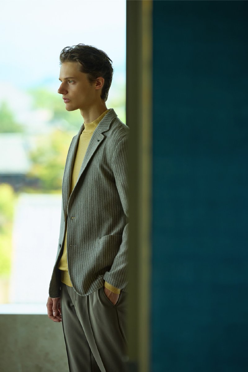 AOUREOFFICIAL's tweet image. 【#THEFIRSTCLASS】
伝統と格式にモダンさを香らせる古都有数の拠点とAOURE最上級ラインに感じる大人に必要な洗練
詳細▶x.gd/DcIqF
#AOURE #アウール #セットアップ #ジャケット