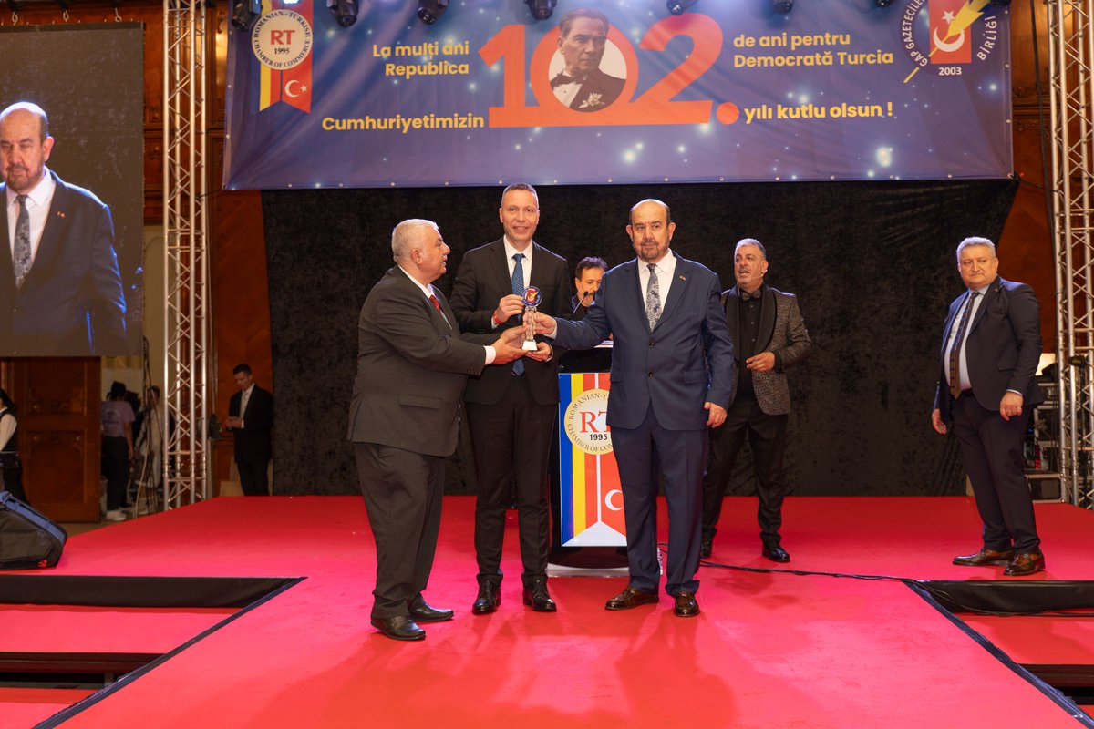 Valimiz Sayın Dr. İdris Akbıyık “Yılın Valisi” Seçildi

GAP Gazeteciler Birliği tarafından düzenlenen geleneksel “Yılın Başarı Ödülleri” kapsamında, Muğla Valisi Sayın Dr. İdris Akbıyık “Yılın Valisi” seçildi.

Valimiz Sayın Dr. İdris Akbıyık’a verilen ödül, Romanya-Türkiye