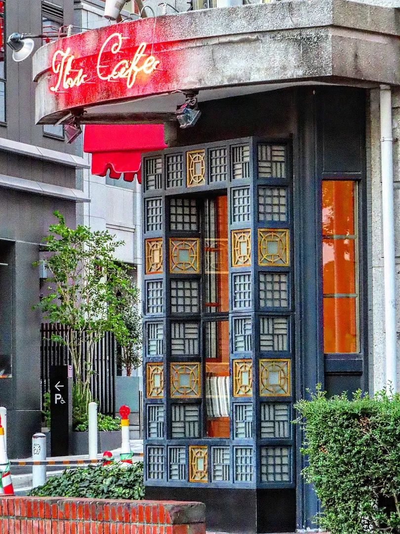 buru196310's tweet image. 今日の信号待ち🚥
#TheCAFE