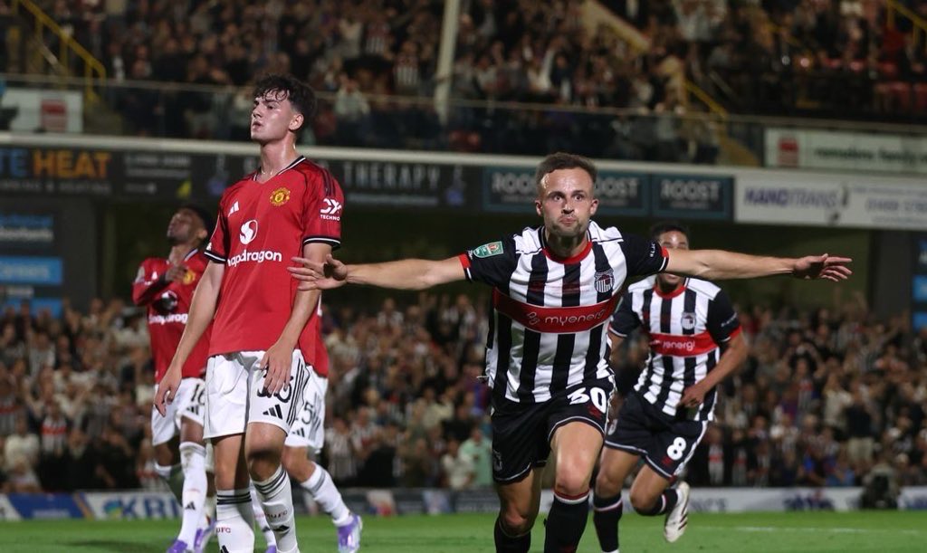 🎙️Grimsby Town manager David Artell said that facing Manchester United was easier than taking on their next Carabao Cup opponent, Brentford.

🗣️“I don’t want loads of letters from Manchester United fans from Kenya or Norway - or Stretford - but I think they’re still in that