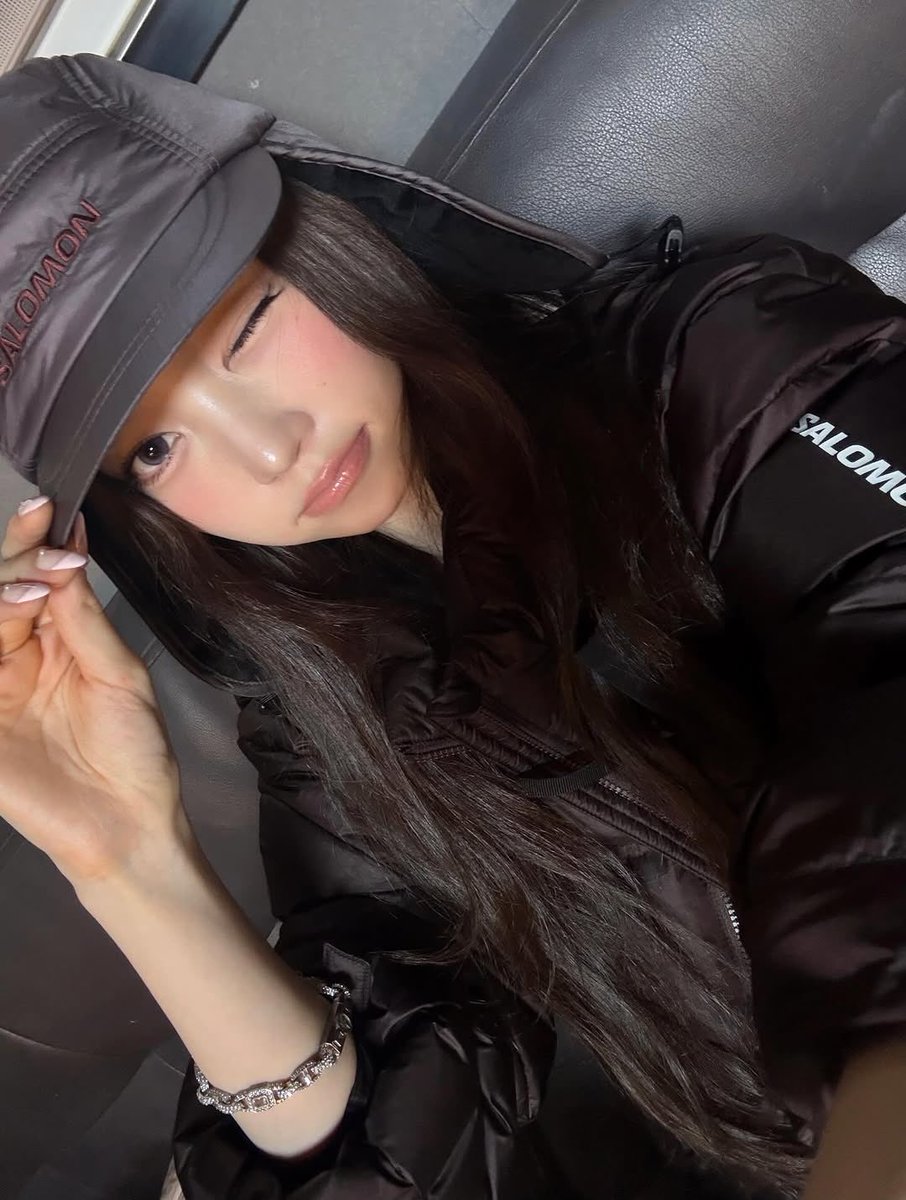 YOUNGSEOCENTRAL's tweet image. [PHOTO] 251028 📷 INSTAGRAM 

‘@.salomon_kr 💜’

#YOUNGSEO #영서
#ALLDAYPROJECT #ADP #올데이프로젝트